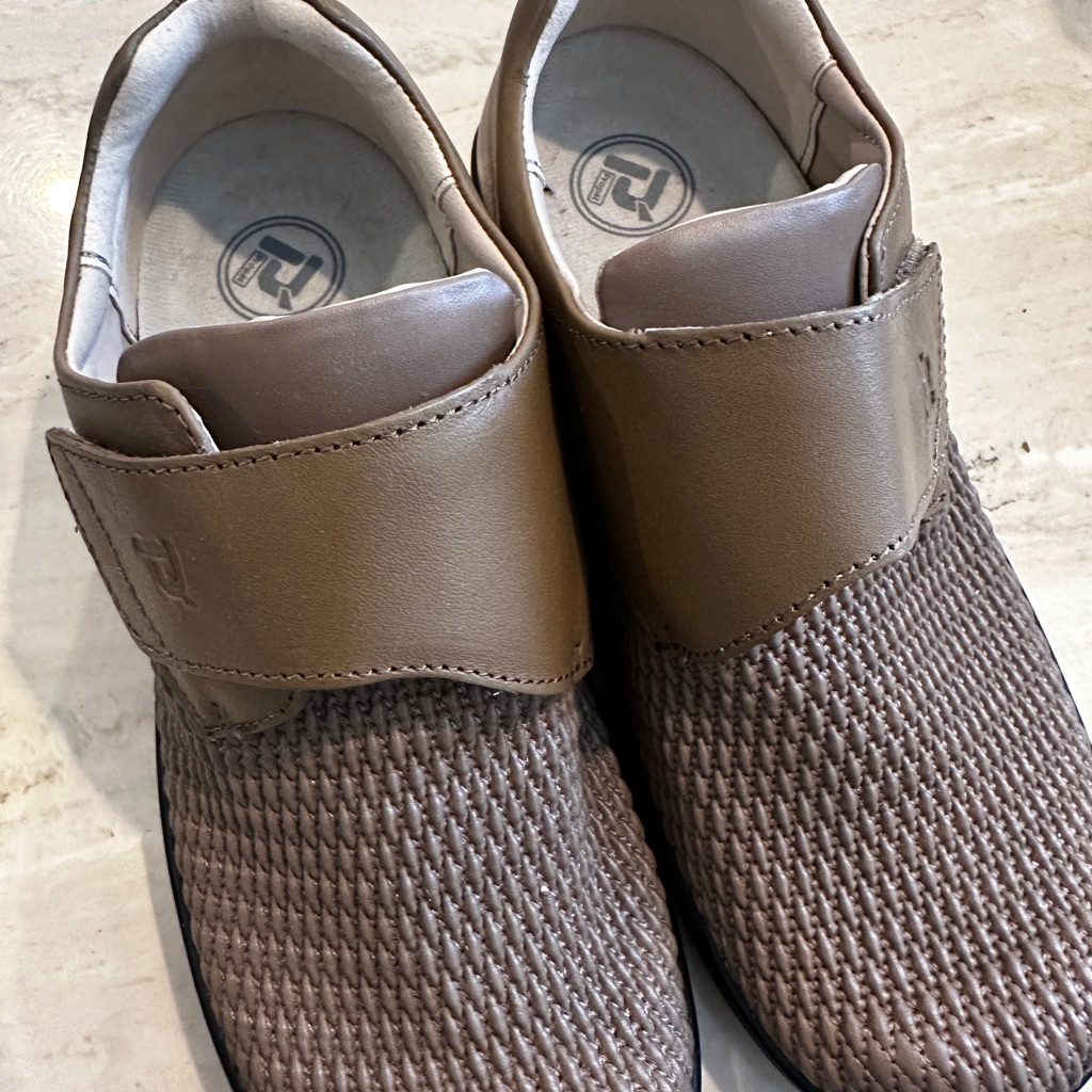 Never Worn Brown Women’s Shoes